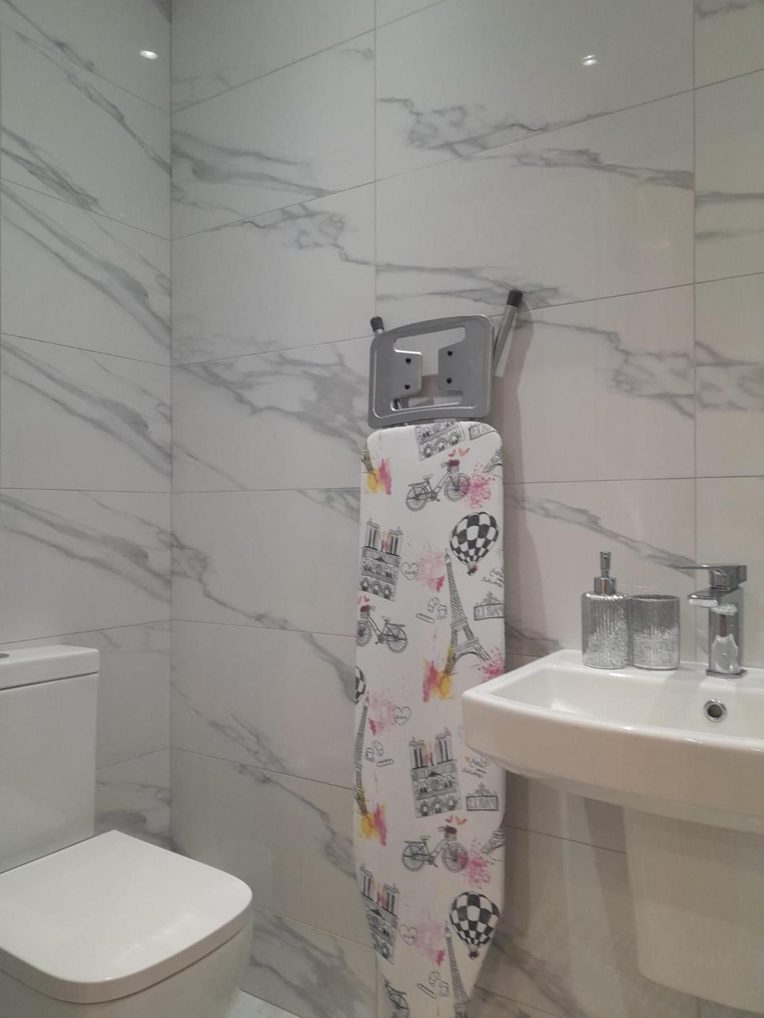 Jj Serviced Apartment - Close To Tube Station & Near Central London & Wembley Northolt  Exteriér fotografie
